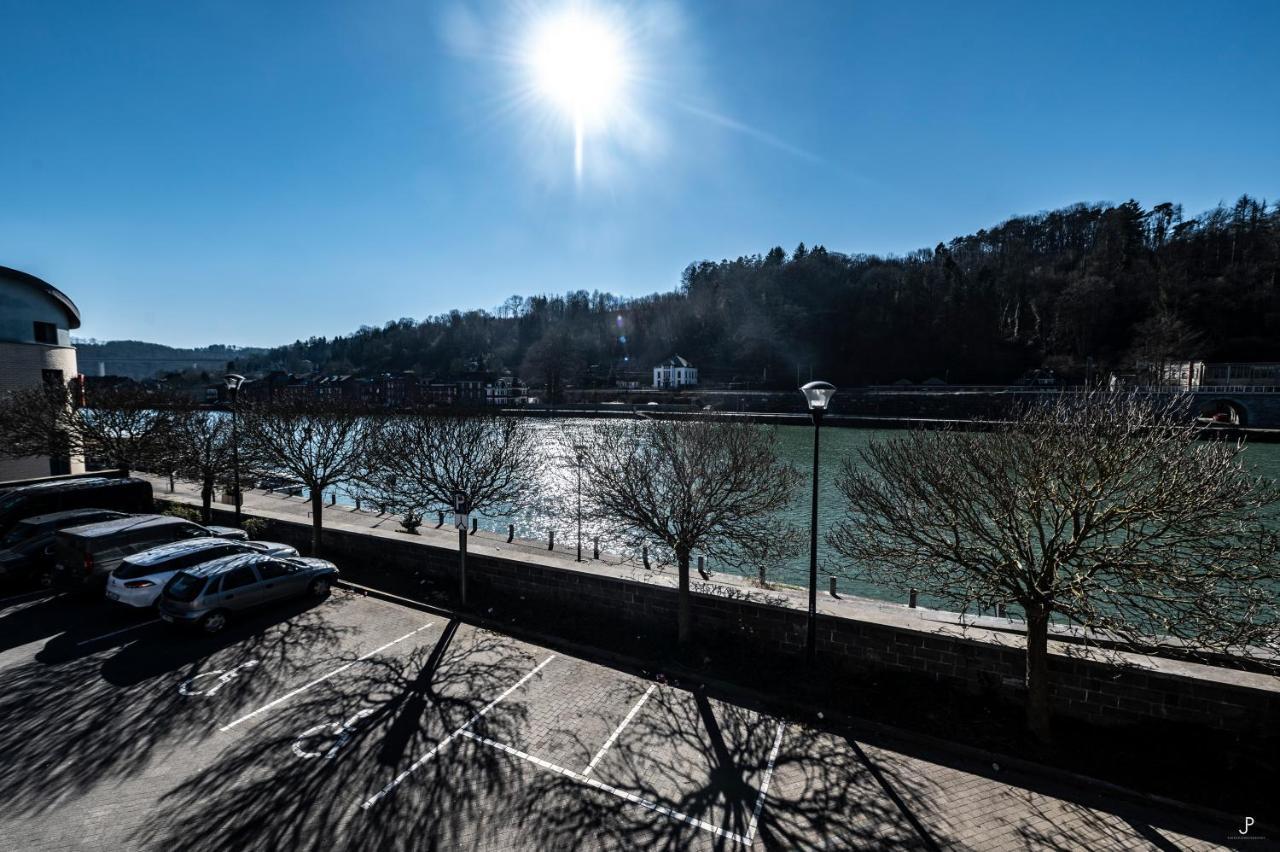 Les 3 chapeaux Les canotiers 4 pers avec sa belle terrasse et Le melon 2 personnes sans terrasse Dinant Extérieur photo