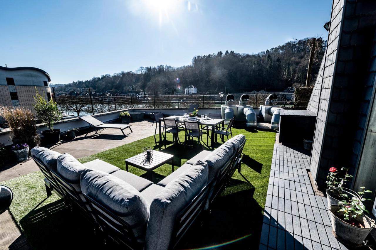 Les 3 chapeaux Les canotiers 4 pers avec sa belle terrasse et Le melon 2 personnes sans terrasse Dinant Extérieur photo